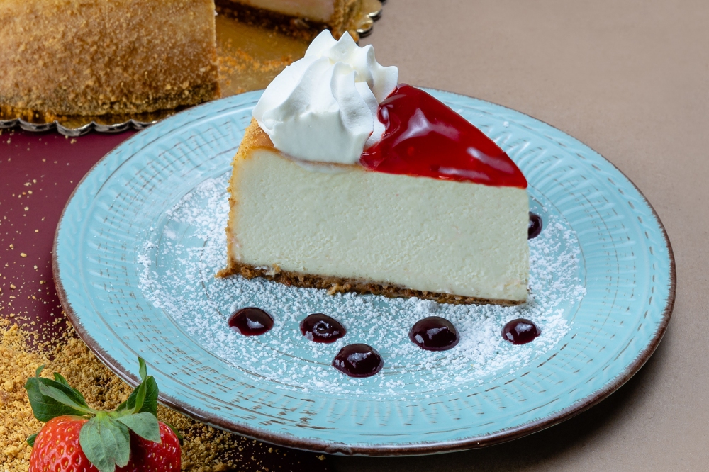 Rebanada de Pastel Queso con Fresa