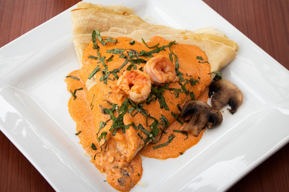 Crepa de Camarones Alfredo